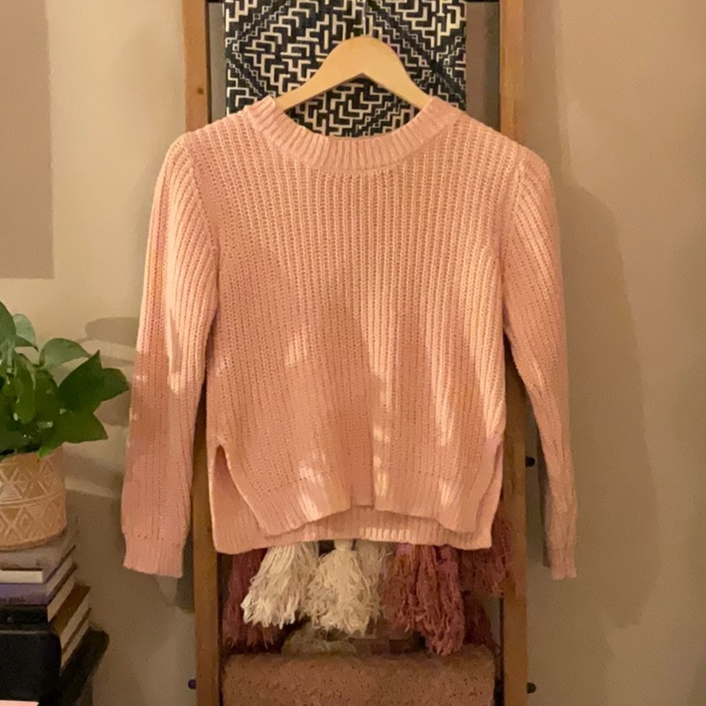 Cute pink sweater!